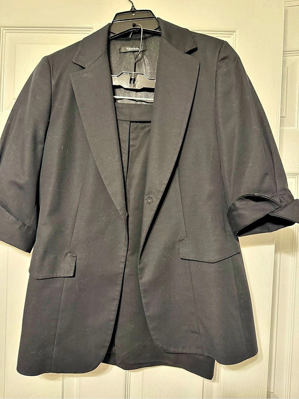 Tahari Black Short Sleeve Blazer